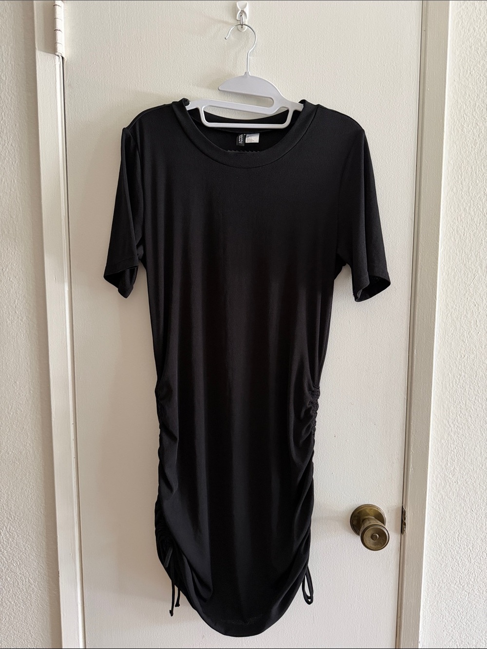 Black Short Sleeve Ruched Tee Dress